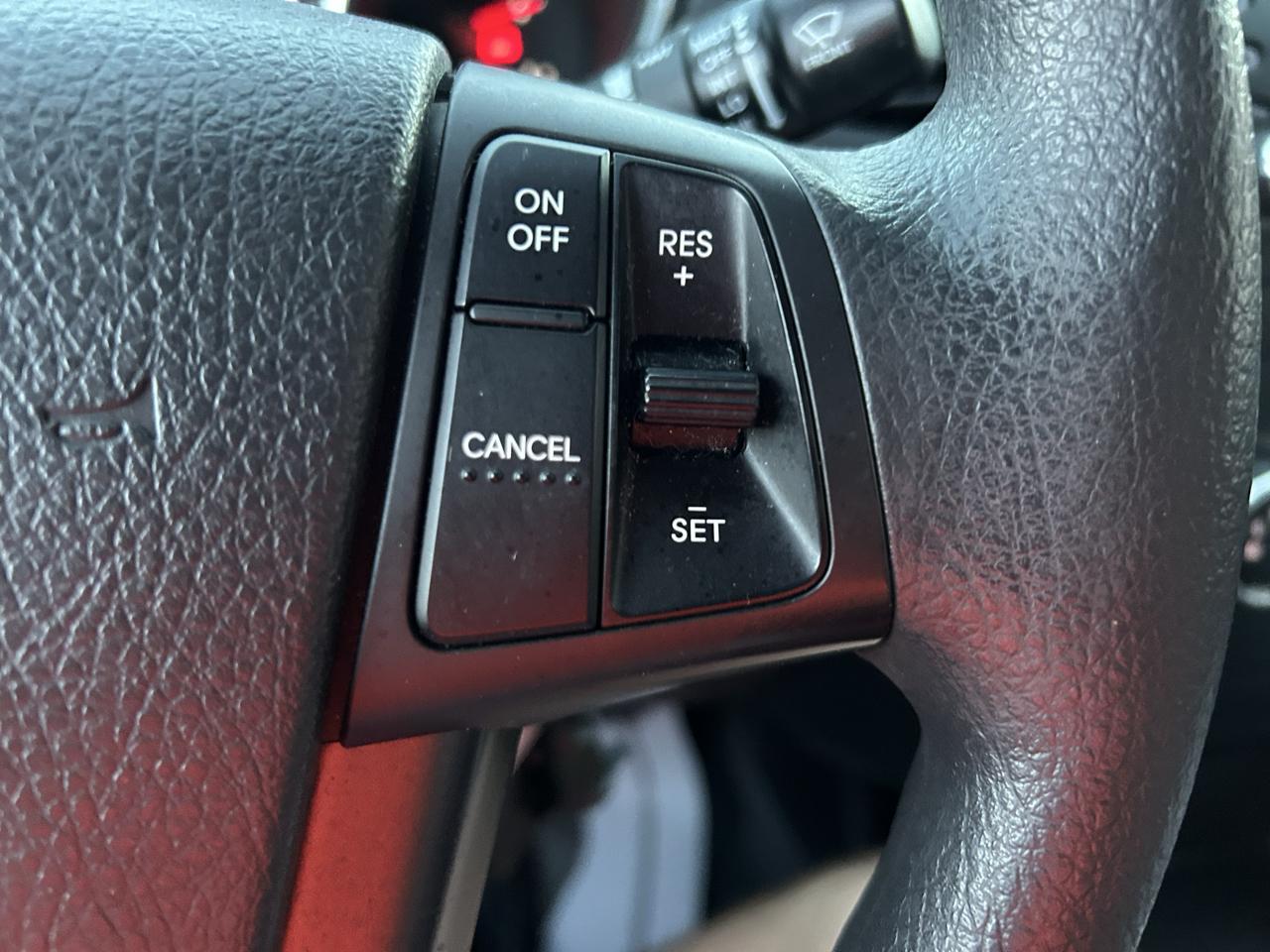 Kia Sorento 2WD 4dr I4 Base 2011