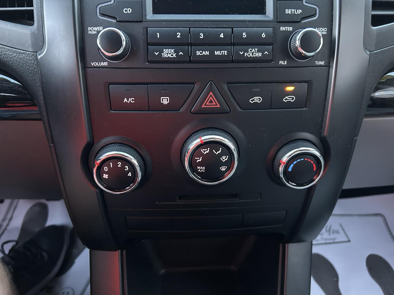Kia Sorento 2WD 4dr I4 Base 2011