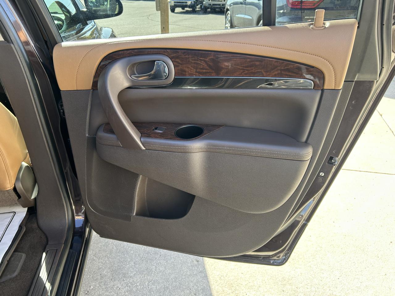 Buick Enclave AWD 4dr Premium 2016