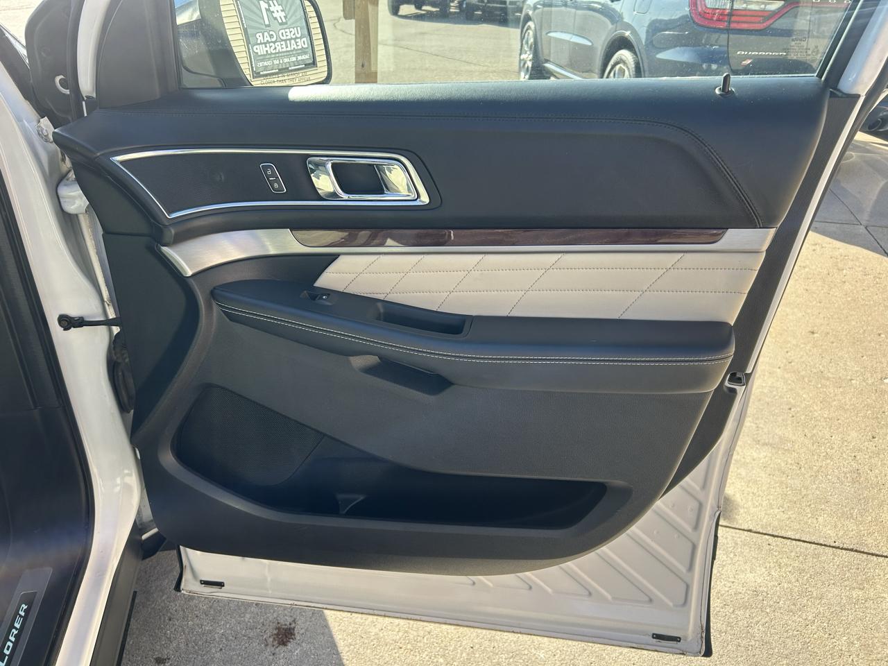 Ford Explorer Platinum 4WD 2018