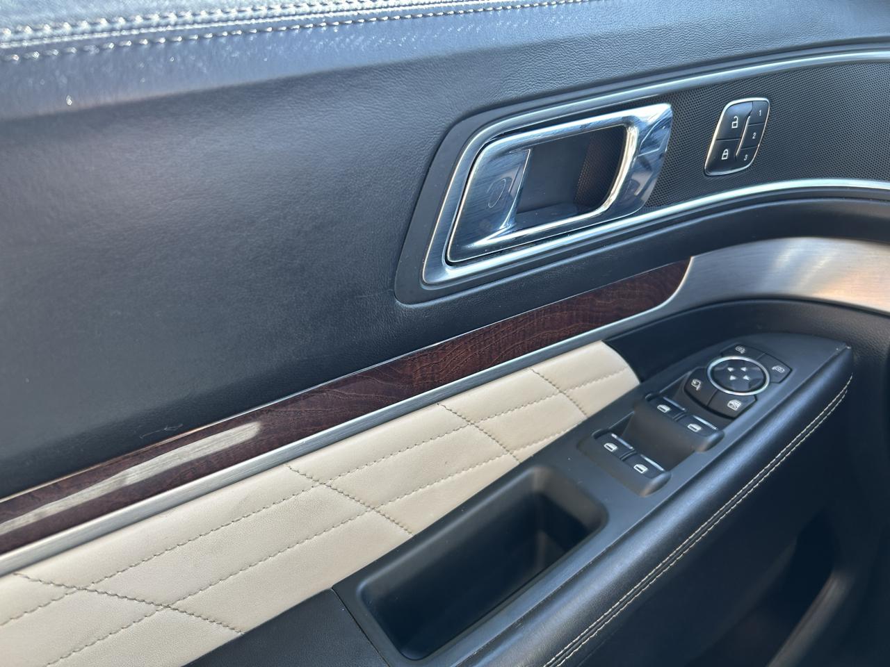 Ford Explorer Platinum 4WD 2018