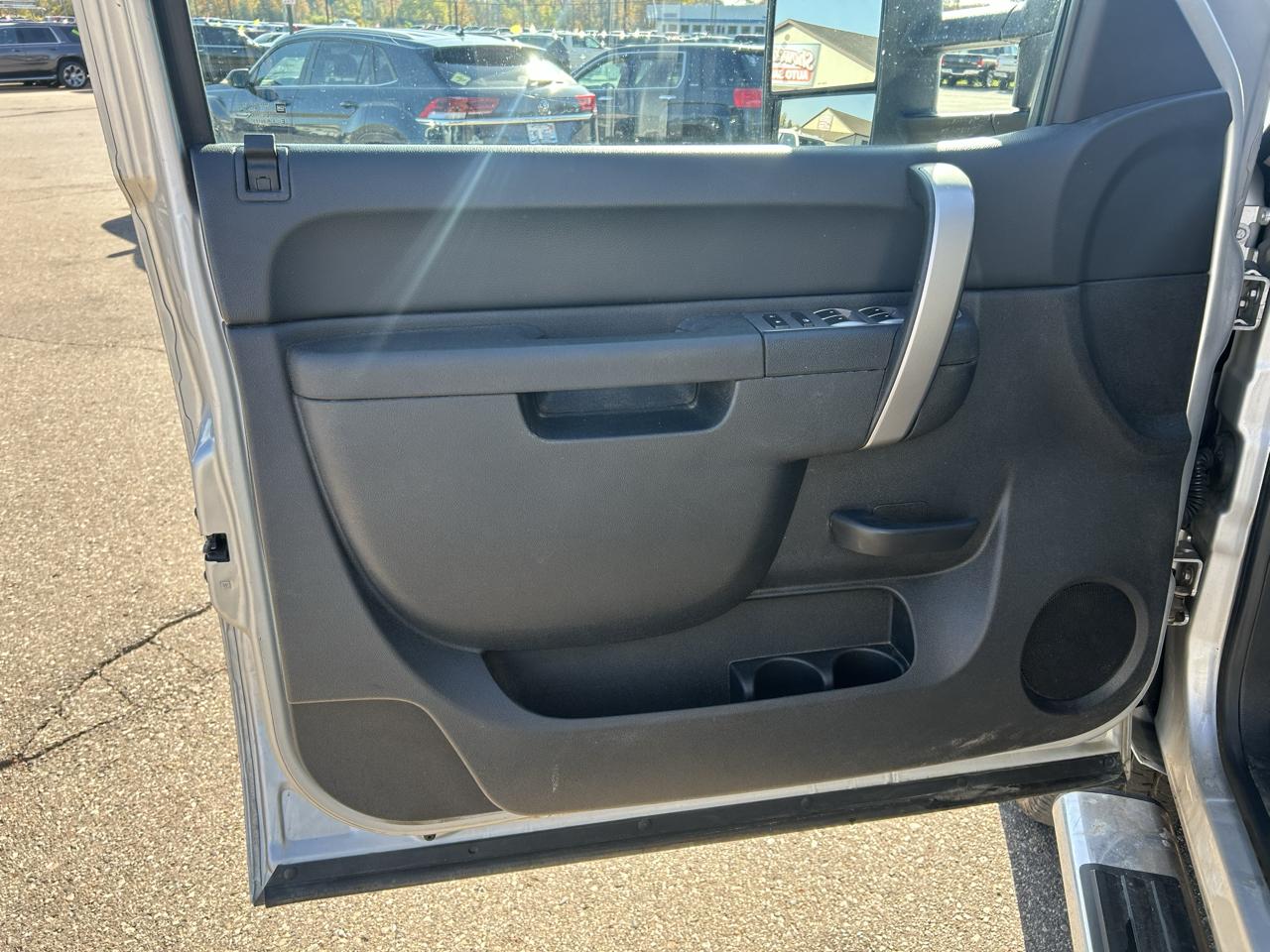 Chevrolet Silverado 2500HD 4WD Crew Cab 153.7" LT 2012