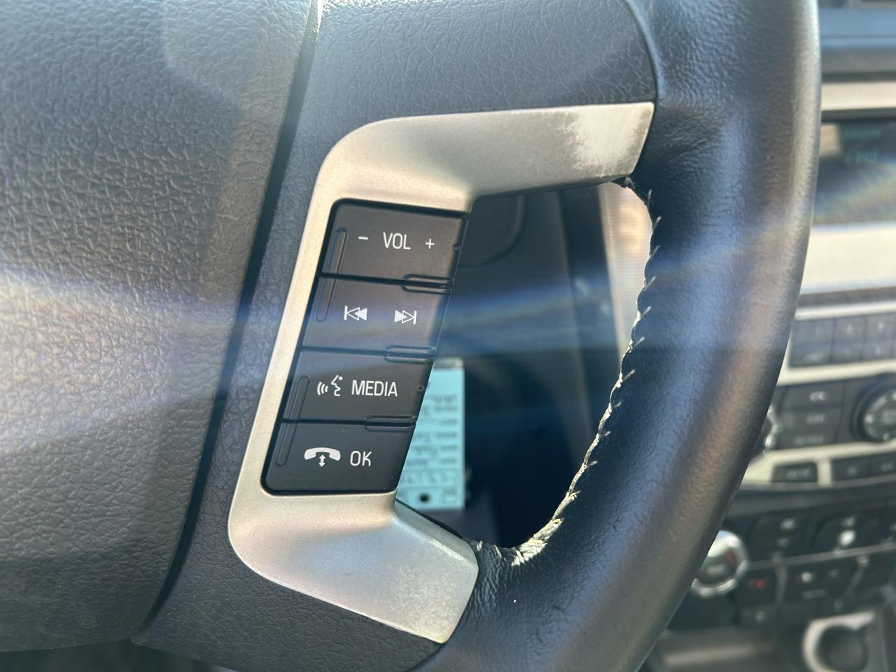 Ford Fusion 4dr Sdn SEL FWD 2010