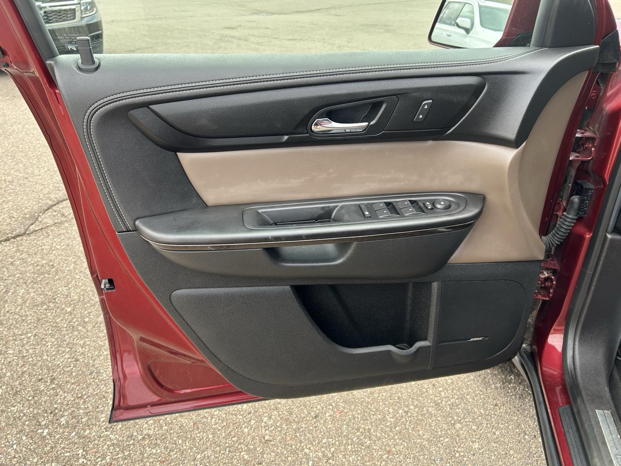 GMC Acadia AWD 4dr SLT w/SLT-1 2015