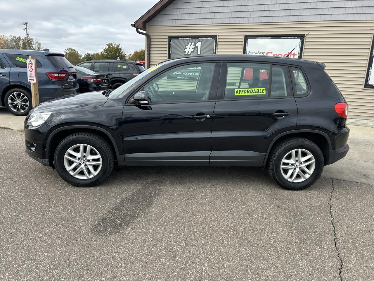 Volkswagen Tiguan 4WD 4dr S 4Motion 2011