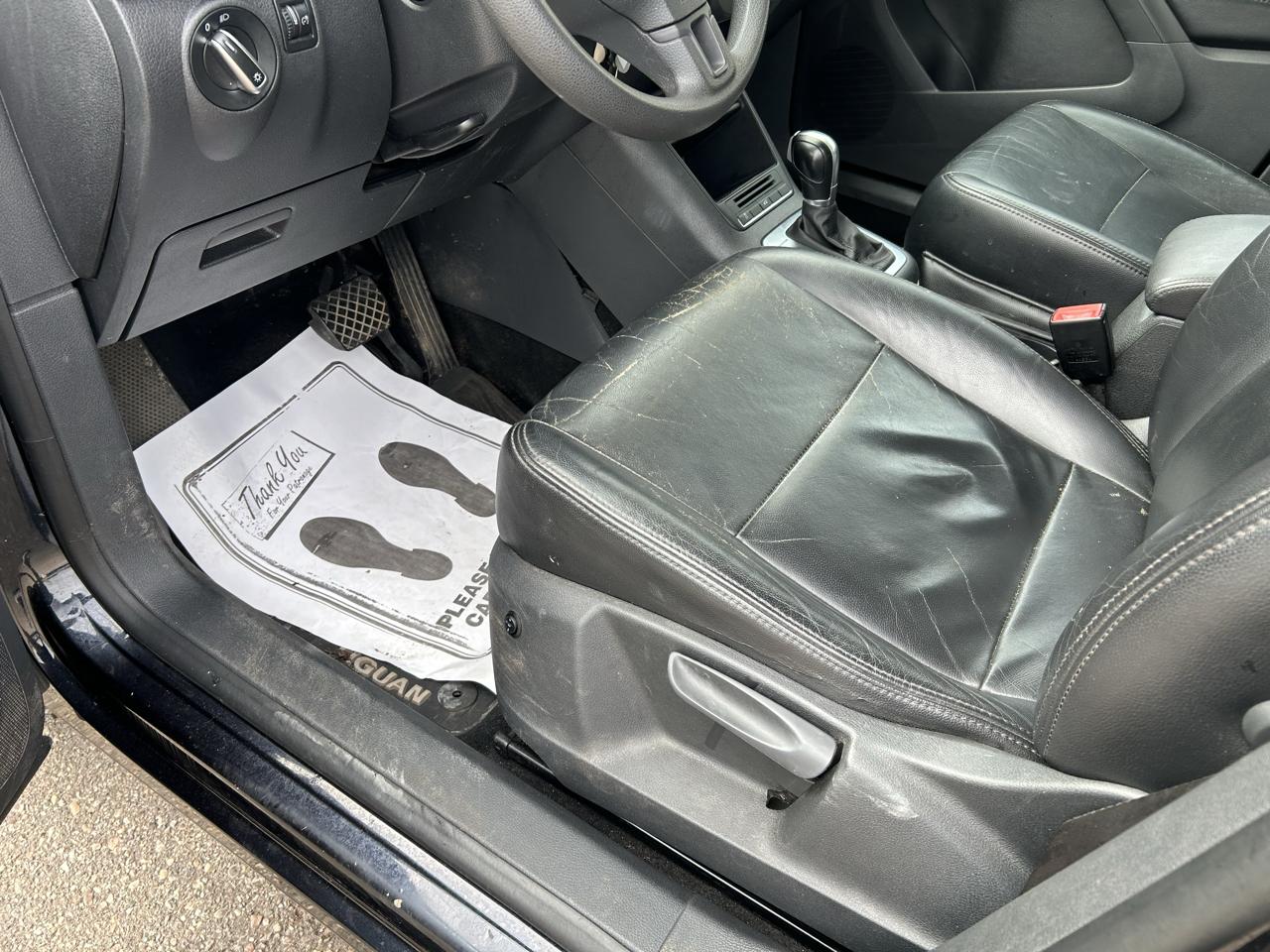 Volkswagen Tiguan 4WD 4dr S 4Motion 2011