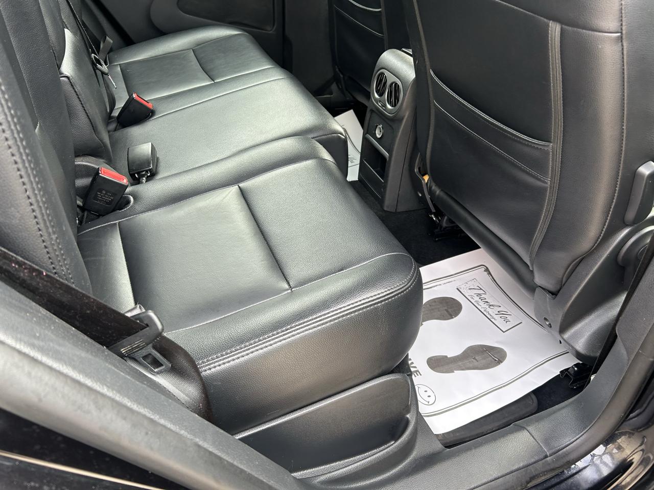 Volkswagen Tiguan 4WD 4dr S 4Motion 2011