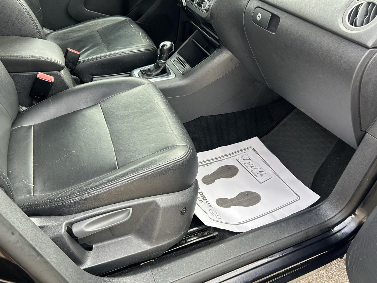 Volkswagen Tiguan 4WD 4dr S 4Motion 2011