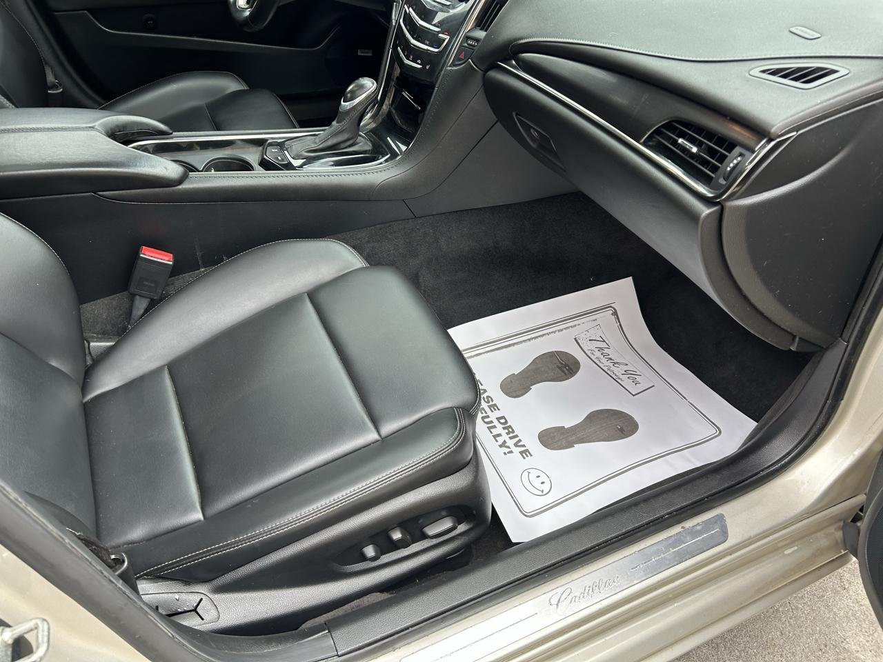 Cadillac ATS Sedan 4dr Sdn 2.5L Standard RWD 2016