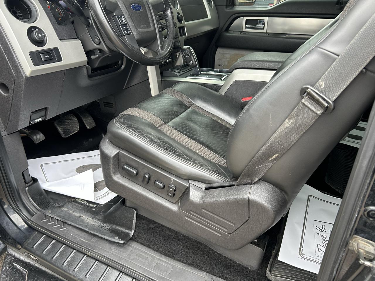 Ford F-150 4WD SuperCrew 145" SVT Raptor 2012