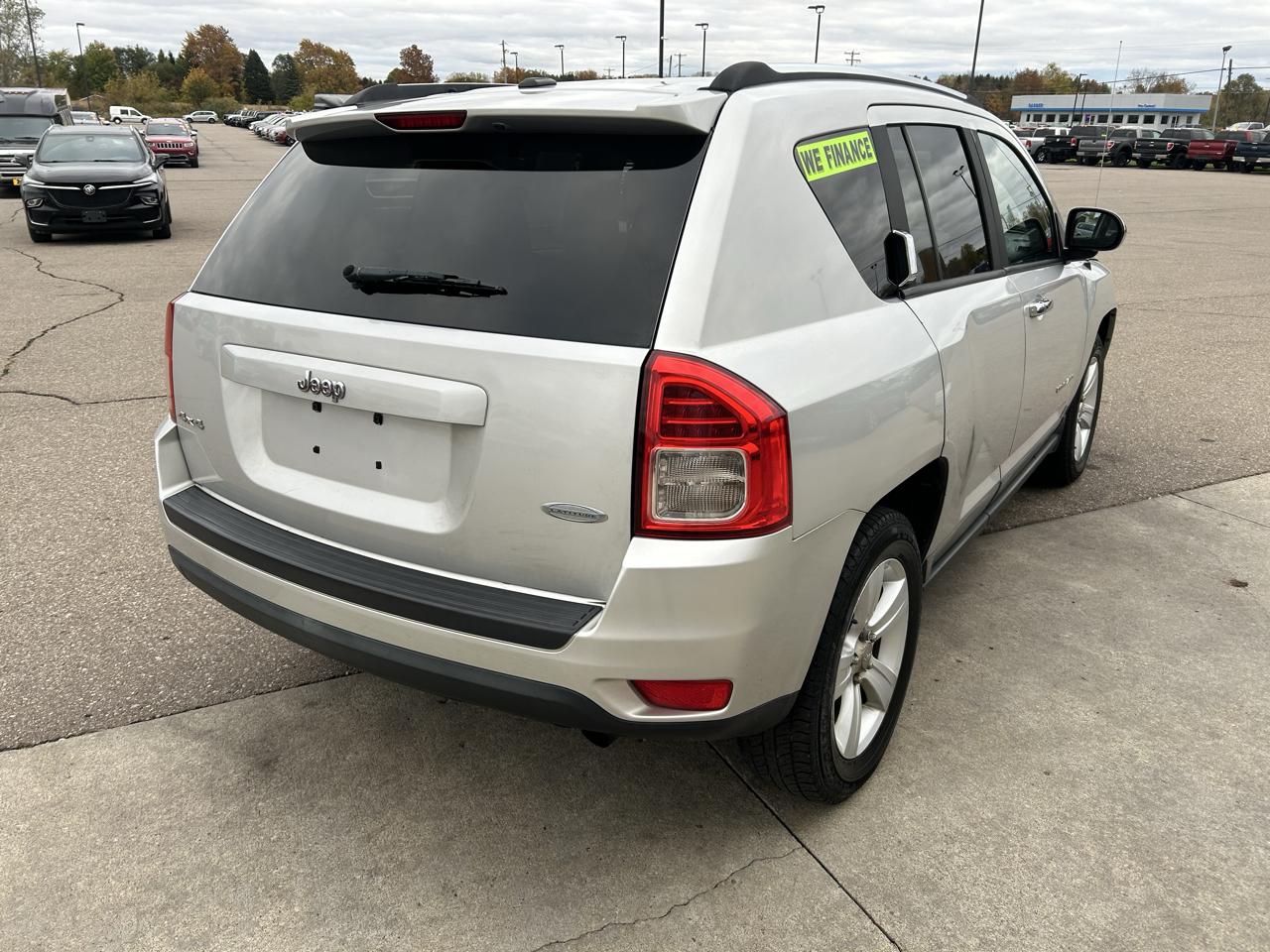 Jeep Compass 4WD 4dr Latitude 2011