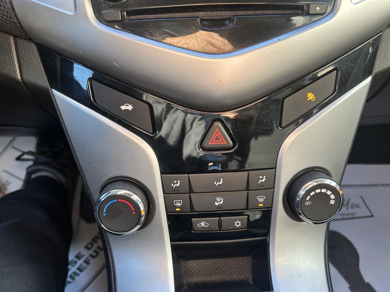 Chevrolet Cruze 4dr Sdn Auto 1LT 2015