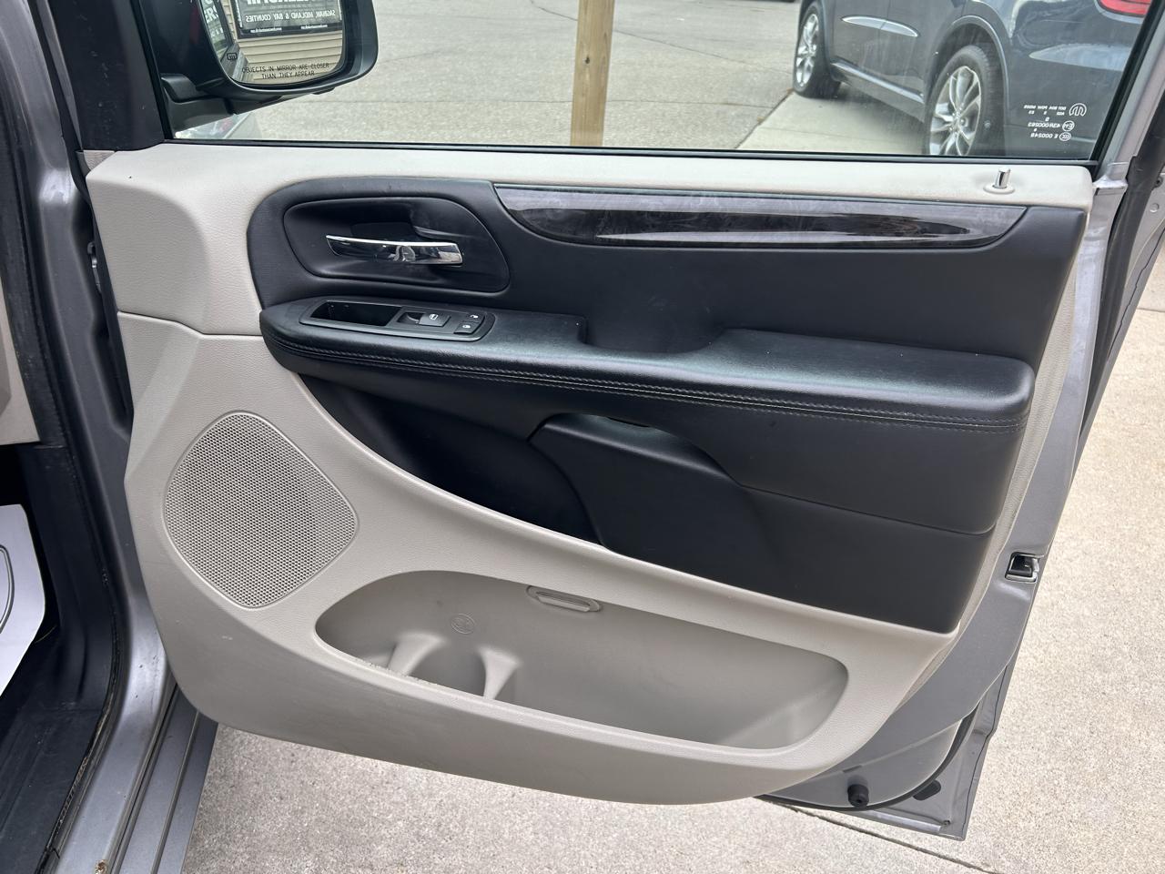 Dodge Grand Caravan 4dr Wgn SXT 2014