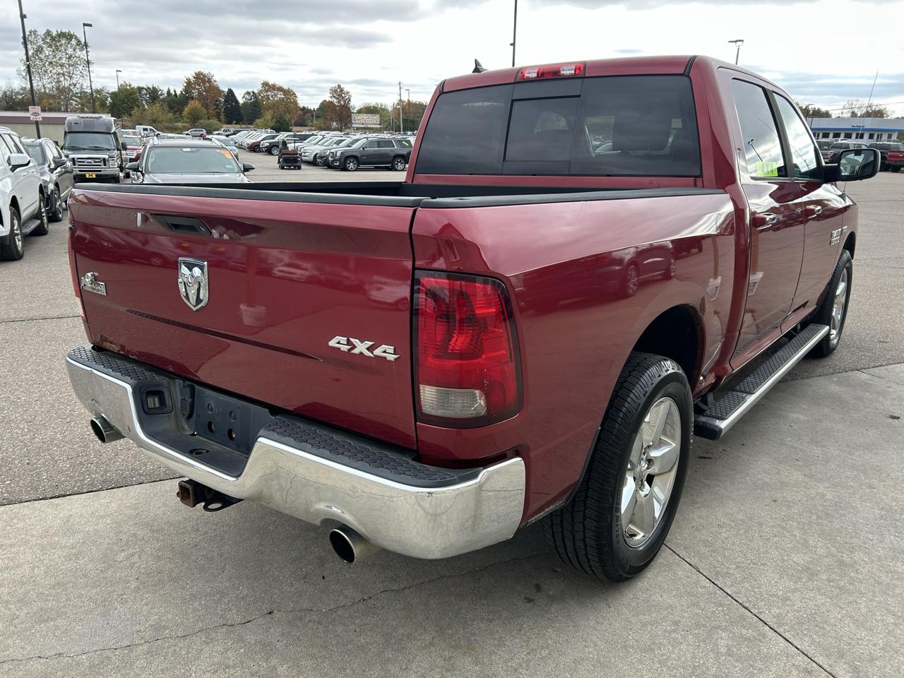 RAM 1500 4WD Crew Cab 140.5" Big Horn 2013