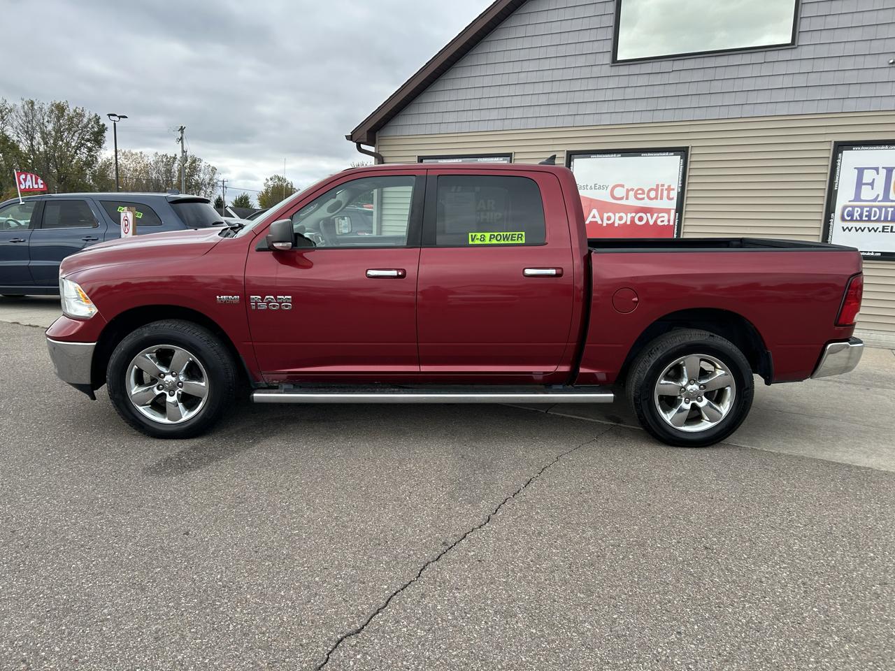 RAM 1500 4WD Crew Cab 140.5" Big Horn 2013