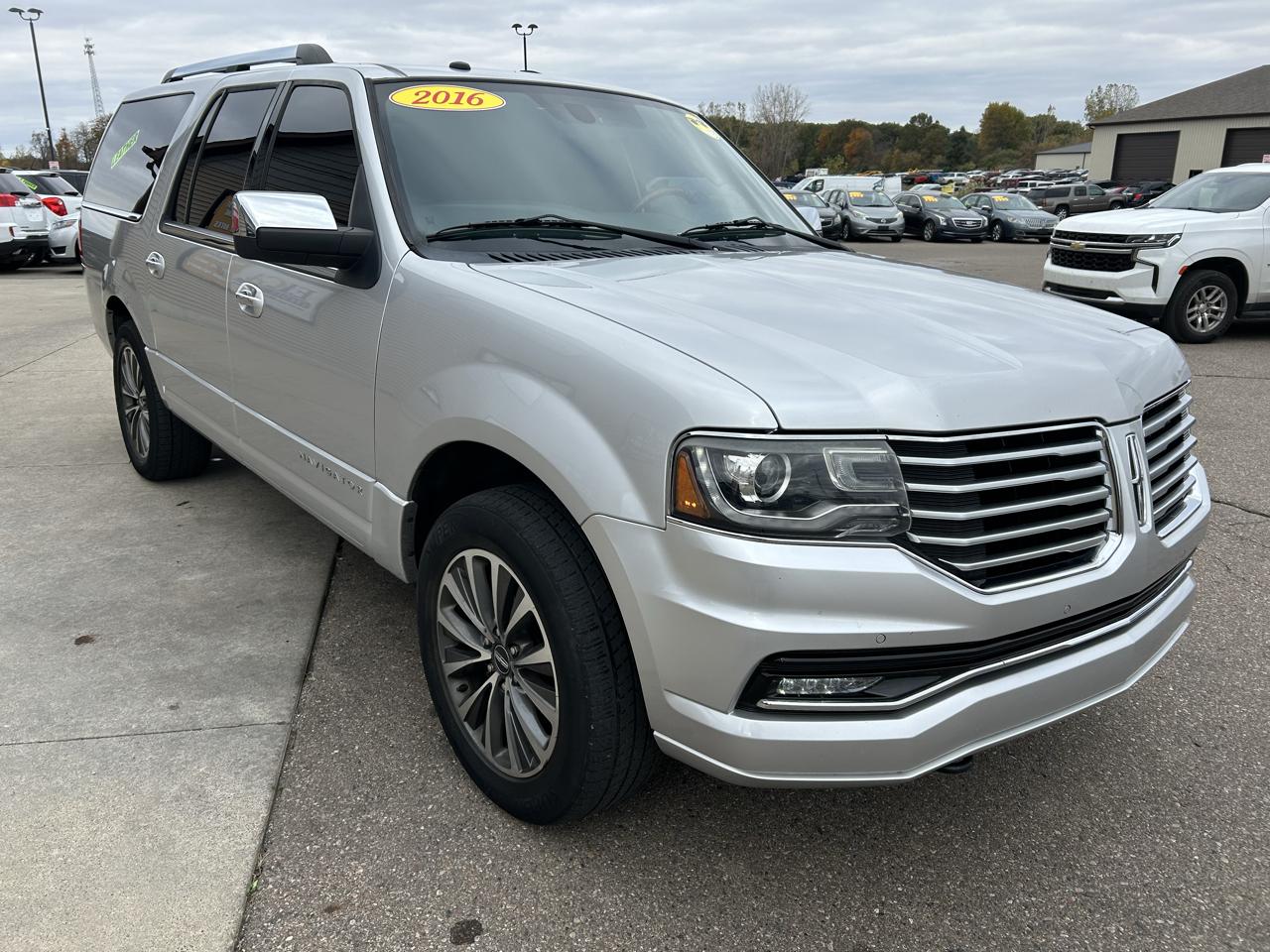 Lincoln Navigator L 2WD 4dr Select 2016
