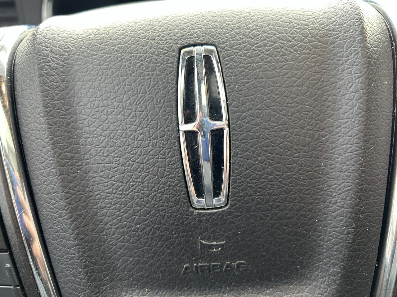 Lincoln Navigator L 2WD 4dr Select 2016