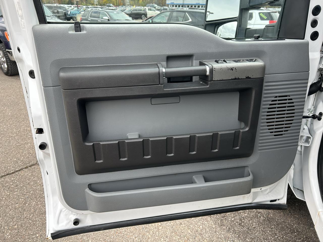 Ford Super Duty F-250 SRW 4WD Crew Cab 156" XLT 2012