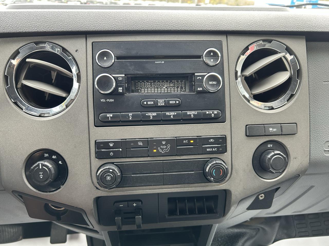 Ford Super Duty F-250 SRW 4WD Crew Cab 156" XLT 2012