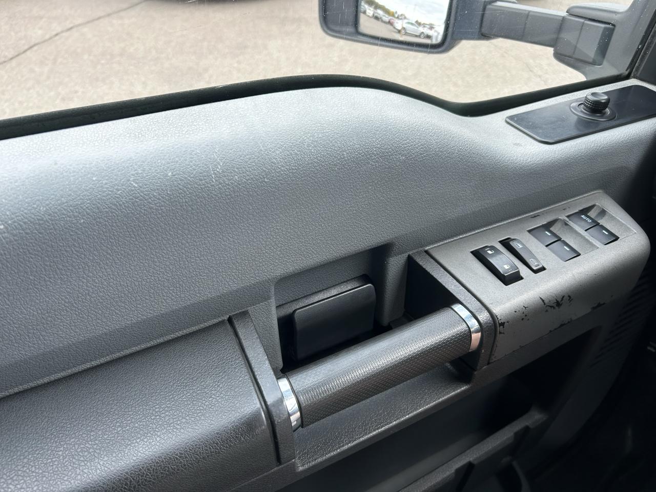 Ford Super Duty F-250 SRW 4WD Crew Cab 156" XLT 2012