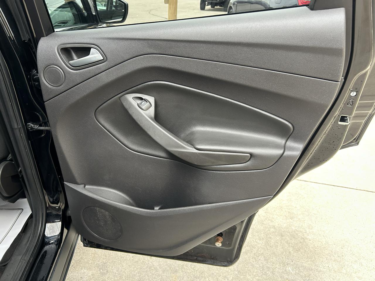 Ford Escape FWD 4dr SE 2016