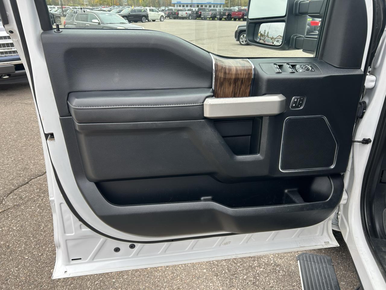 Ford F-150 Lariat 4WD SuperCrew 5.5' Box 2020