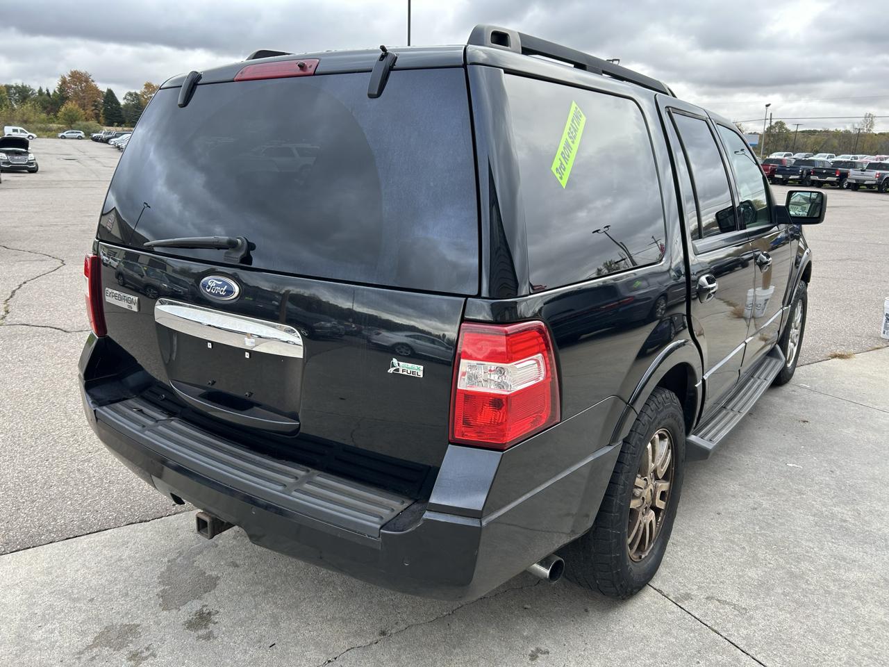 Ford Expedition 4WD 4dr King Ranch 2012
