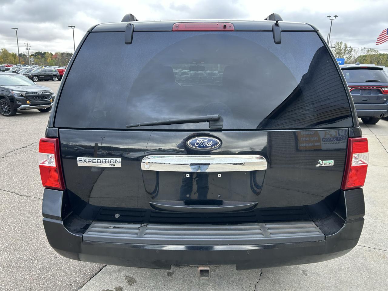 Ford Expedition 4WD 4dr King Ranch 2012