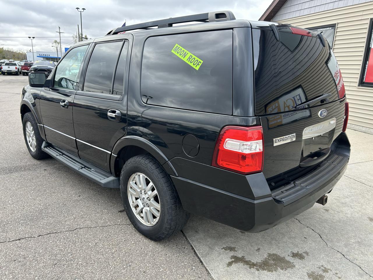 Ford Expedition 4WD 4dr King Ranch 2012