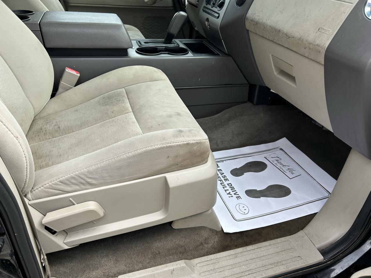 Ford Expedition 4WD 4dr King Ranch 2012