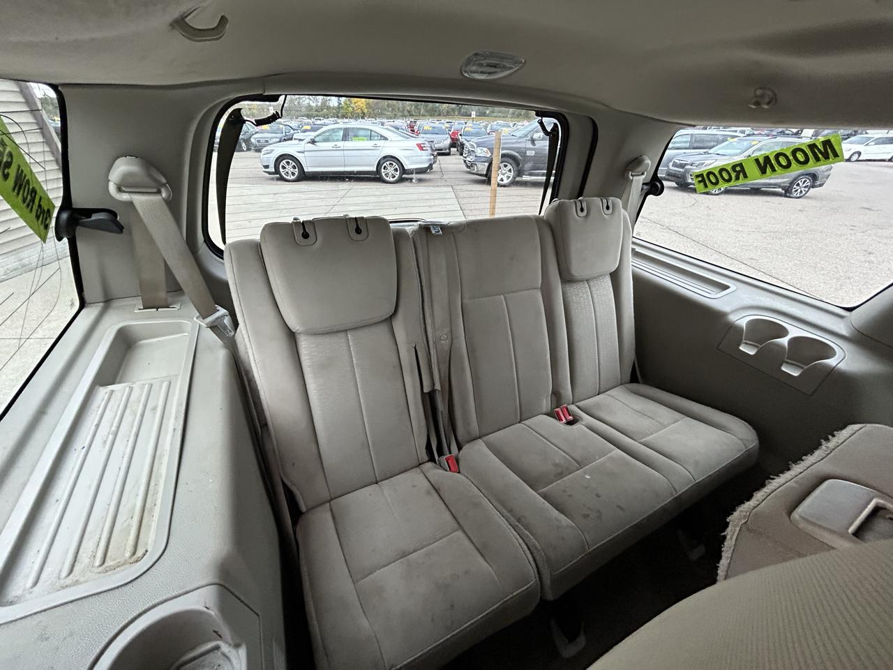 Ford Expedition 4WD 4dr King Ranch 2012