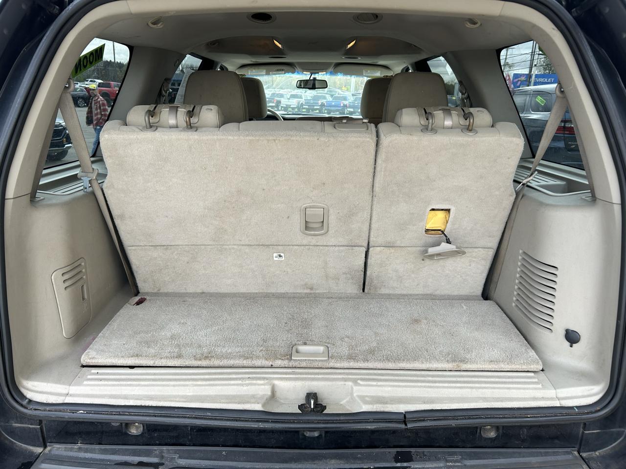 Ford Expedition 4WD 4dr King Ranch 2012
