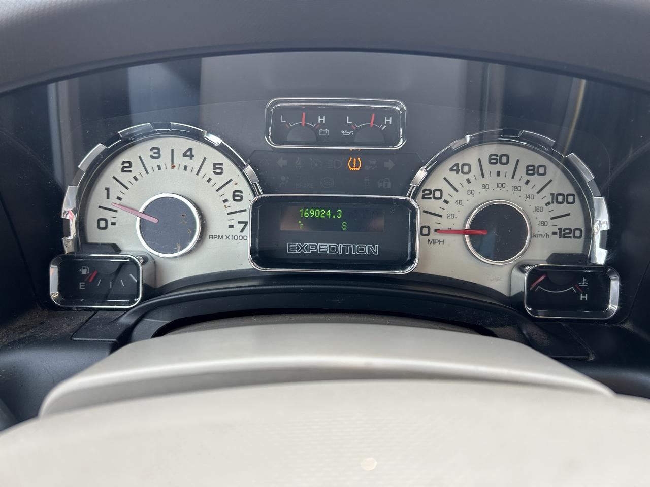 Ford Expedition 4WD 4dr King Ranch 2012
