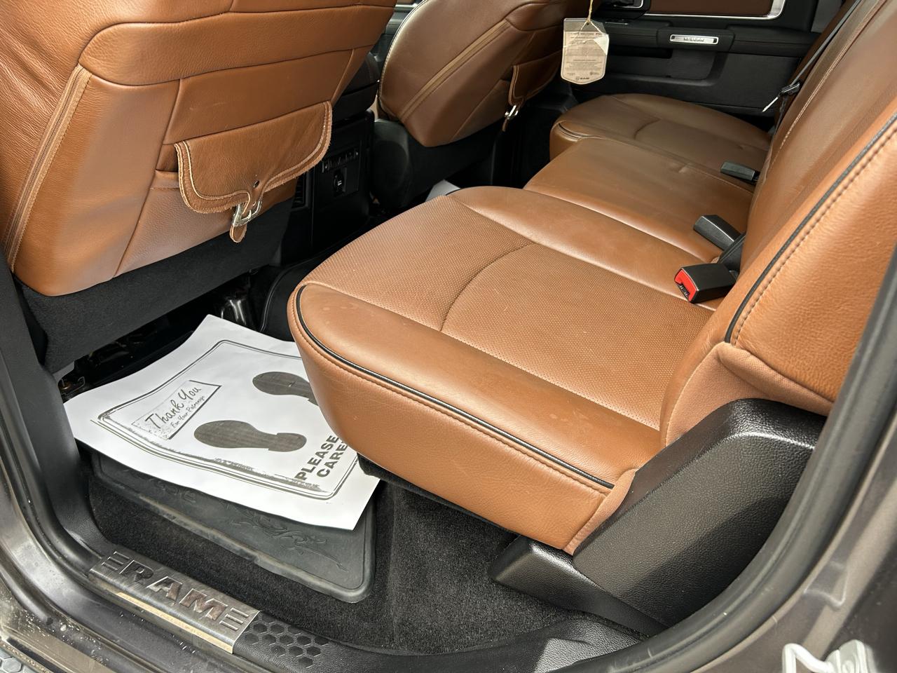 RAM 1500 4WD Crew Cab 140.5" Longhorn 2016