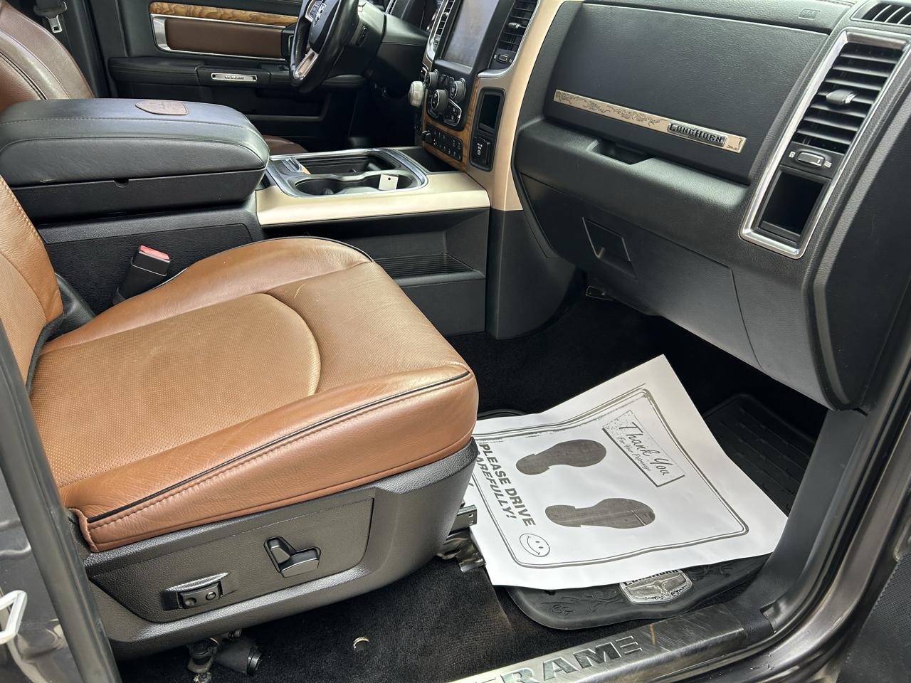 RAM 1500 4WD Crew Cab 140.5" Longhorn 2016