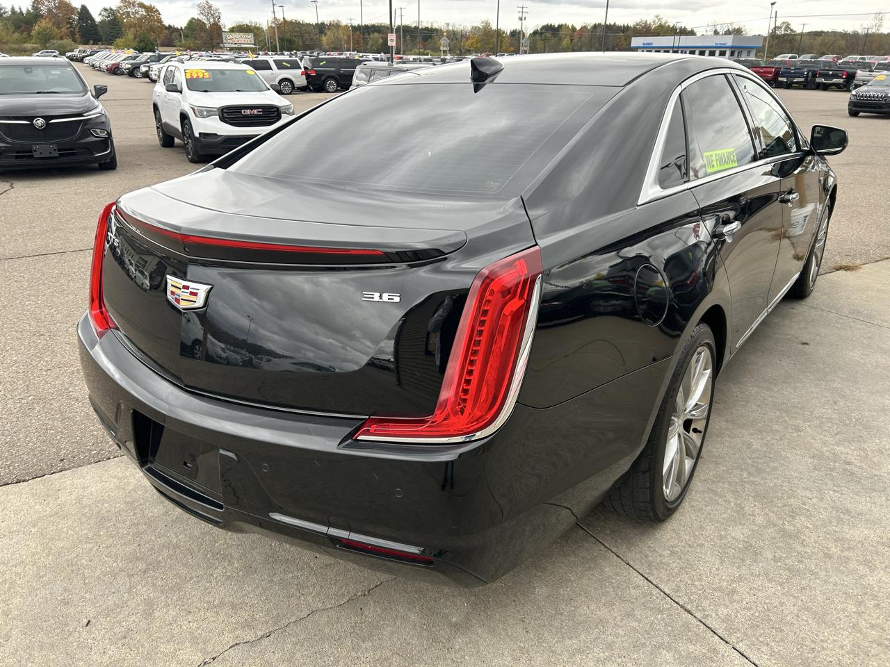 Cadillac XTS 4dr Sdn FWD 2018