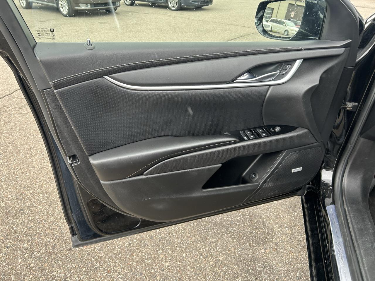 Cadillac XTS 4dr Sdn FWD 2018