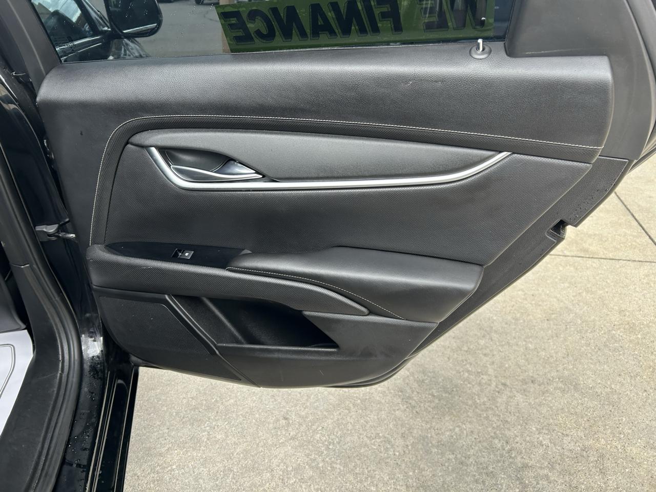 Cadillac XTS 4dr Sdn FWD 2018