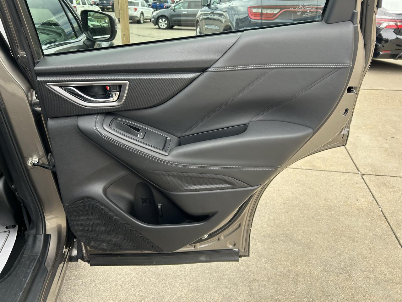 Subaru Forester Limited CVT 2021
