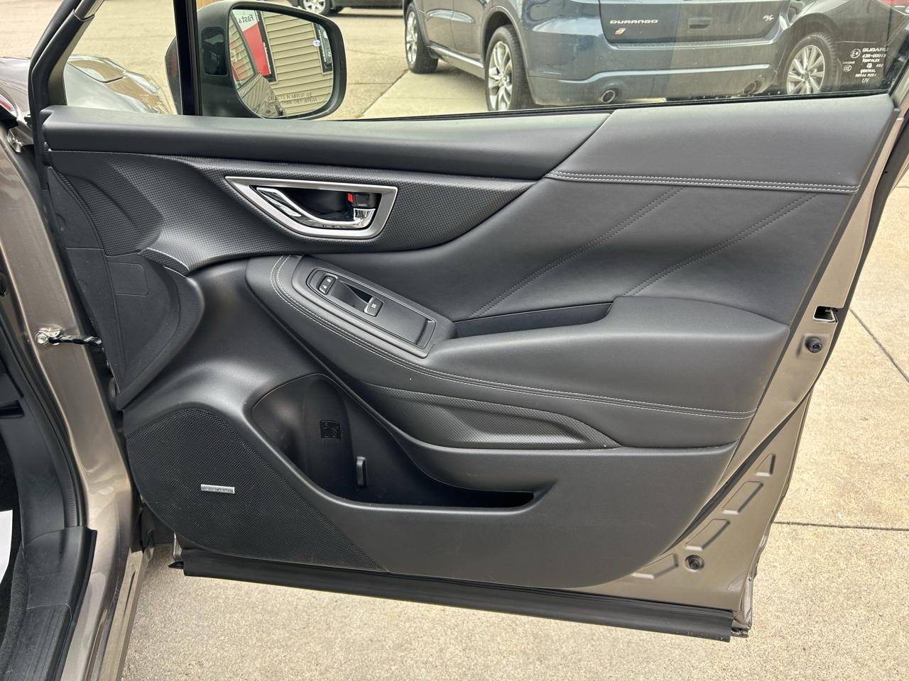 Subaru Forester Limited CVT 2021