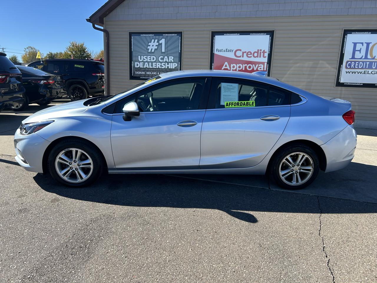 Chevrolet Cruze 4dr Sdn 1.4L LT w/1SD 2017