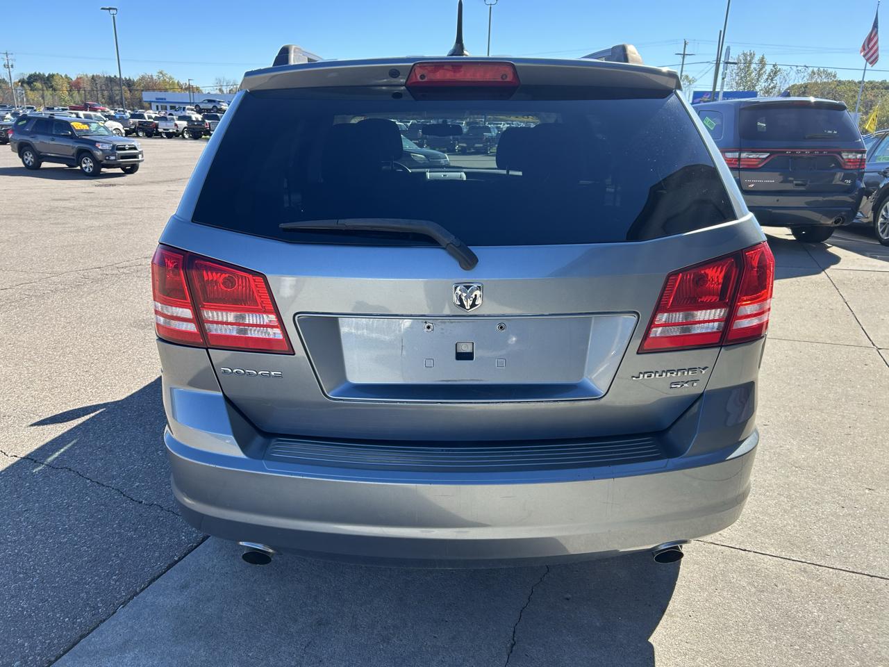 Dodge Journey FWD 4dr SXT 2010