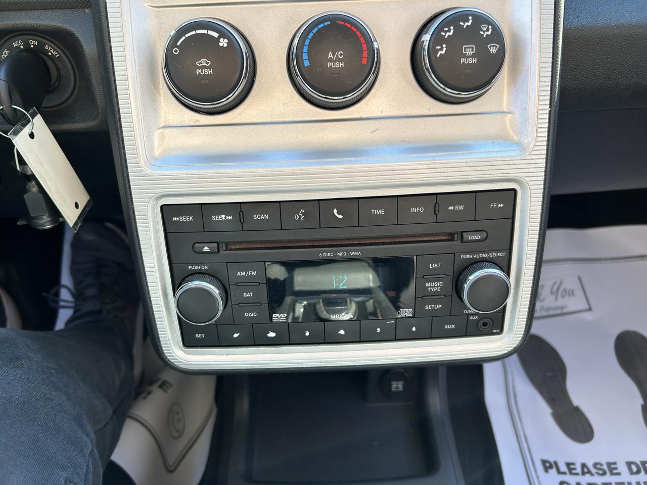 Dodge Journey FWD 4dr SXT 2010