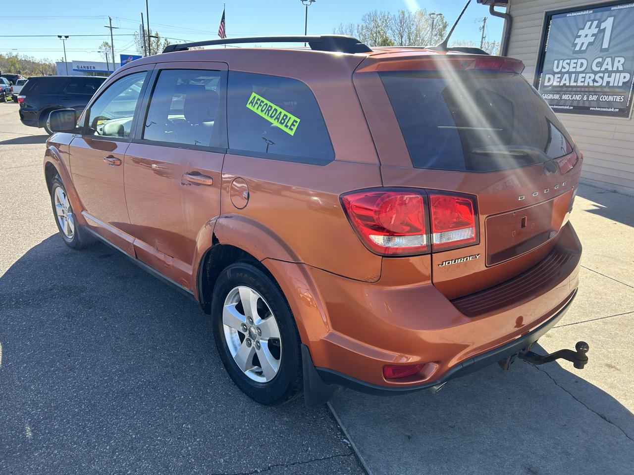 Dodge Journey FWD 4dr SXT 2011