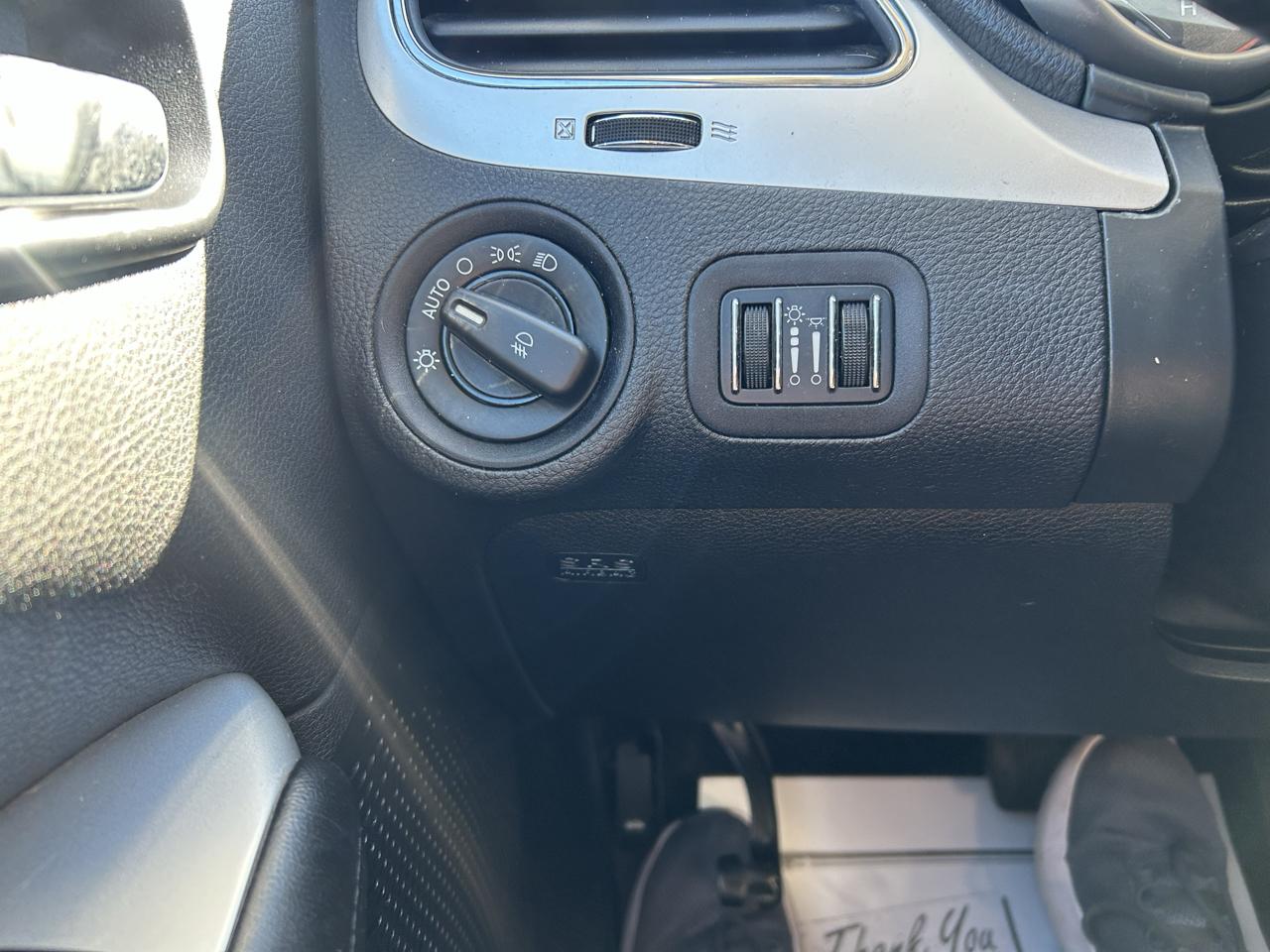 Dodge Journey FWD 4dr SXT 2011