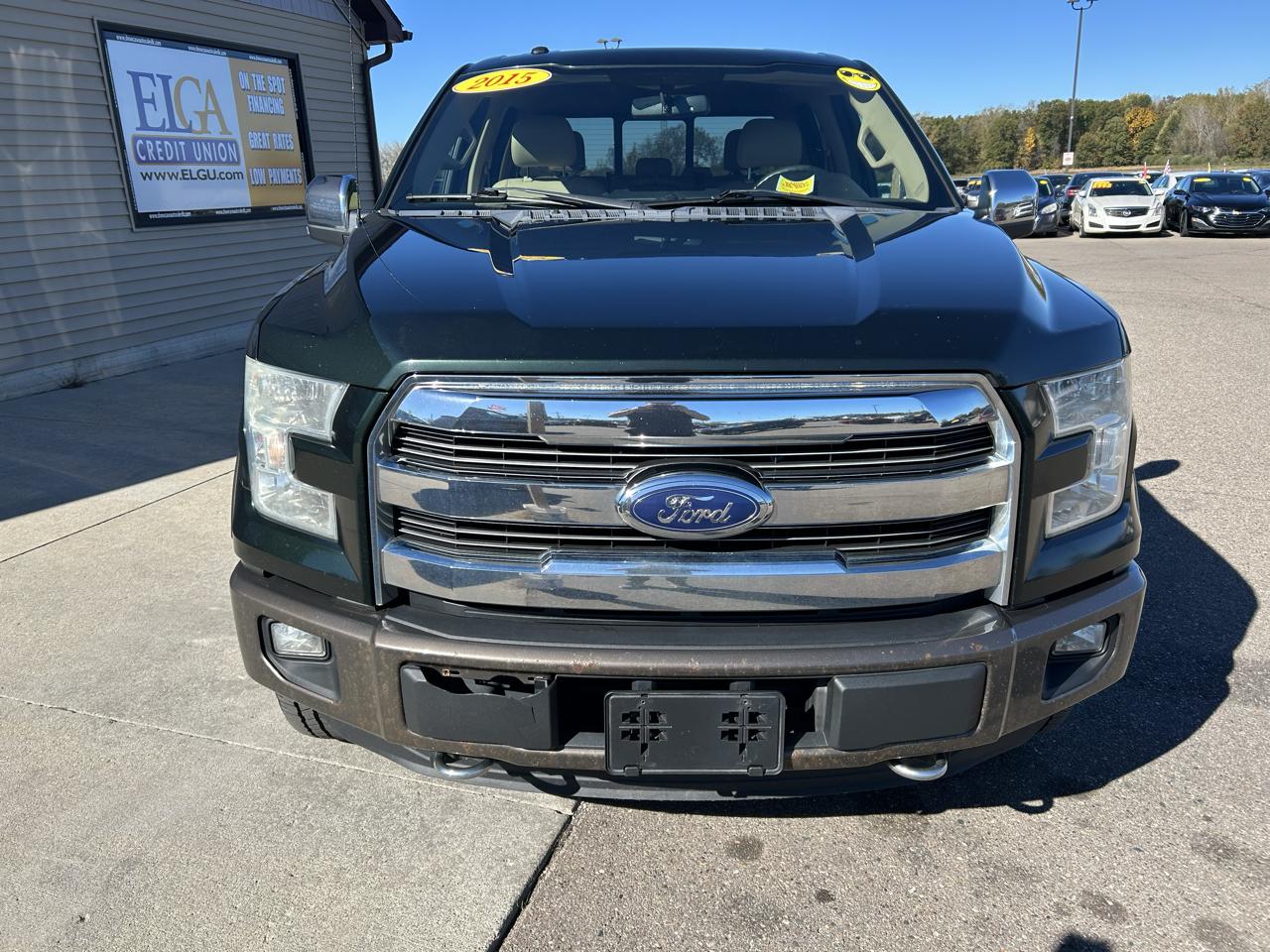 Ford F-150 4WD SuperCrew 145" Lariat 2015