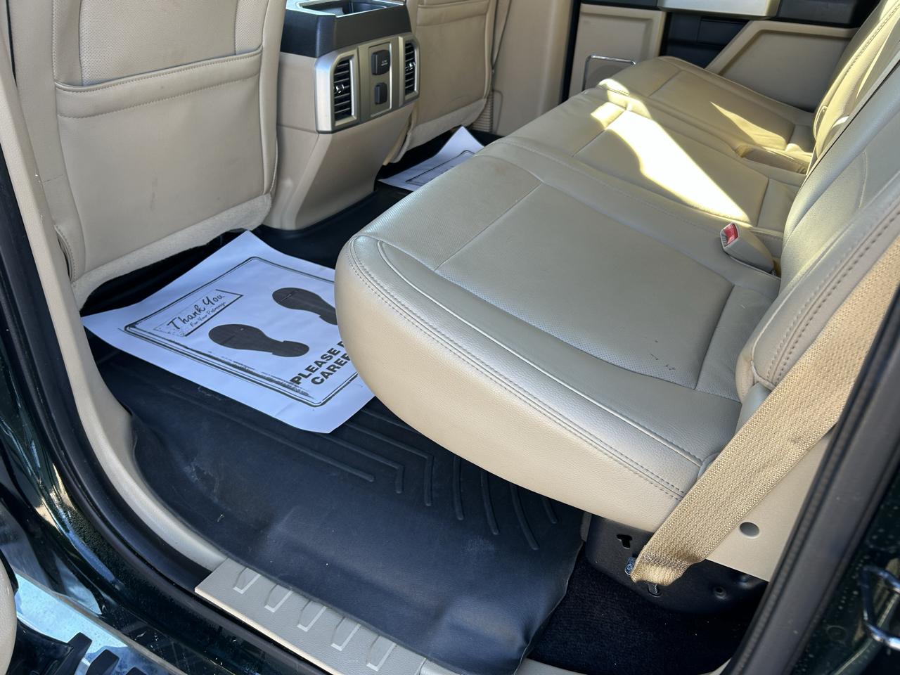 Ford F-150 4WD SuperCrew 145" Lariat 2015