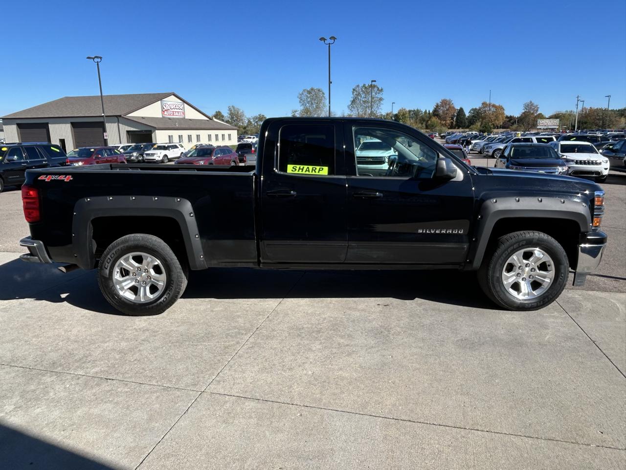 Chevrolet Silverado 1500 4WD Double Cab 143.5" LT w/1LT 2015