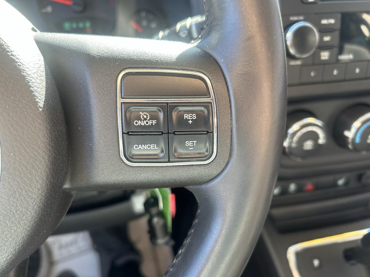 Jeep Compass FWD 4dr Latitude 2011