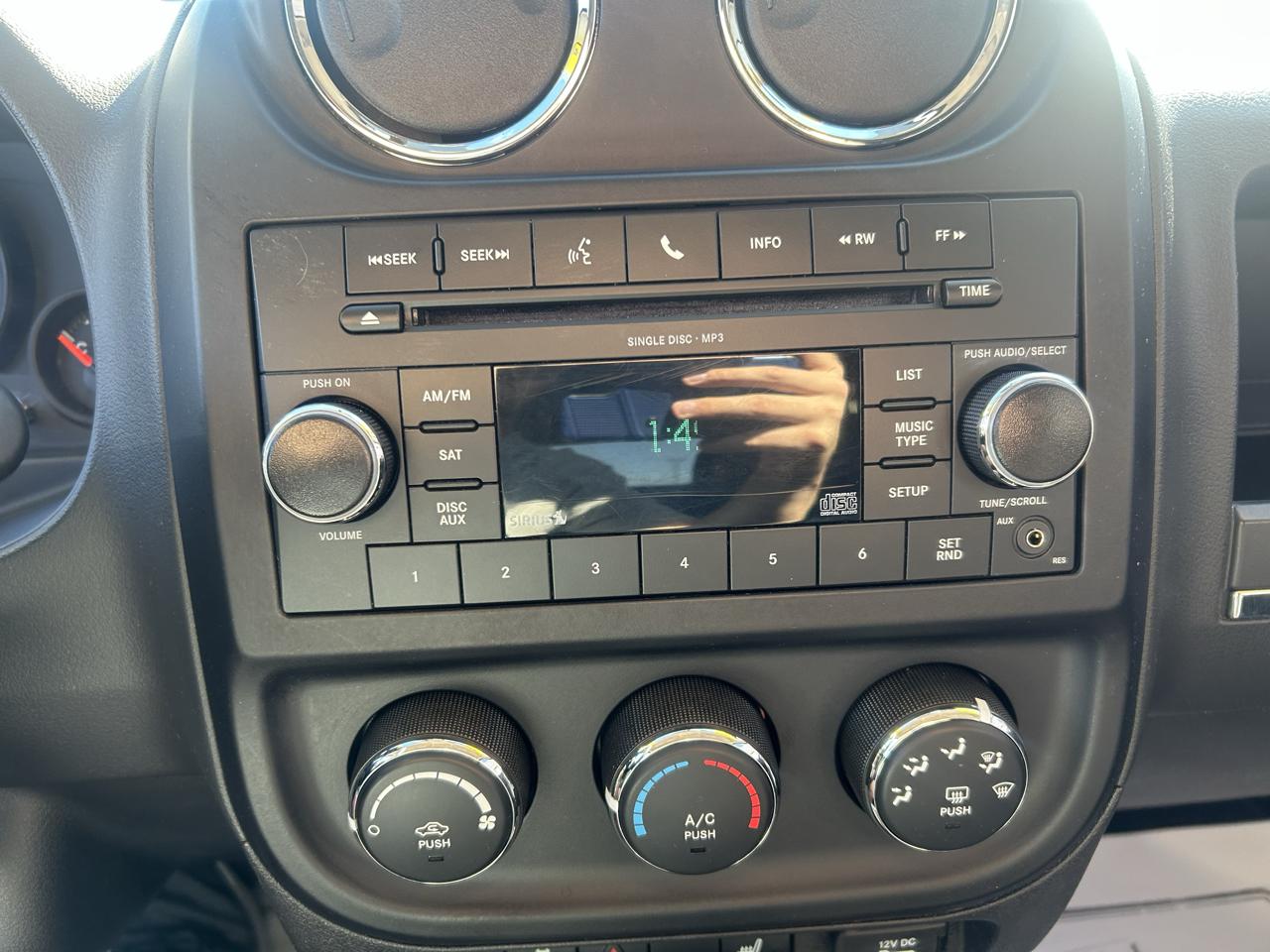 Jeep Compass FWD 4dr Latitude 2011